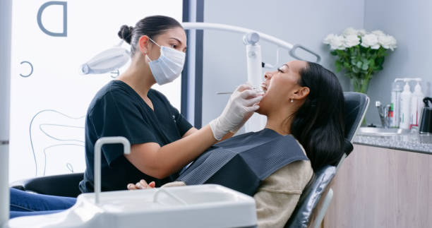 Best Dental Bonding  in Larimore, ND